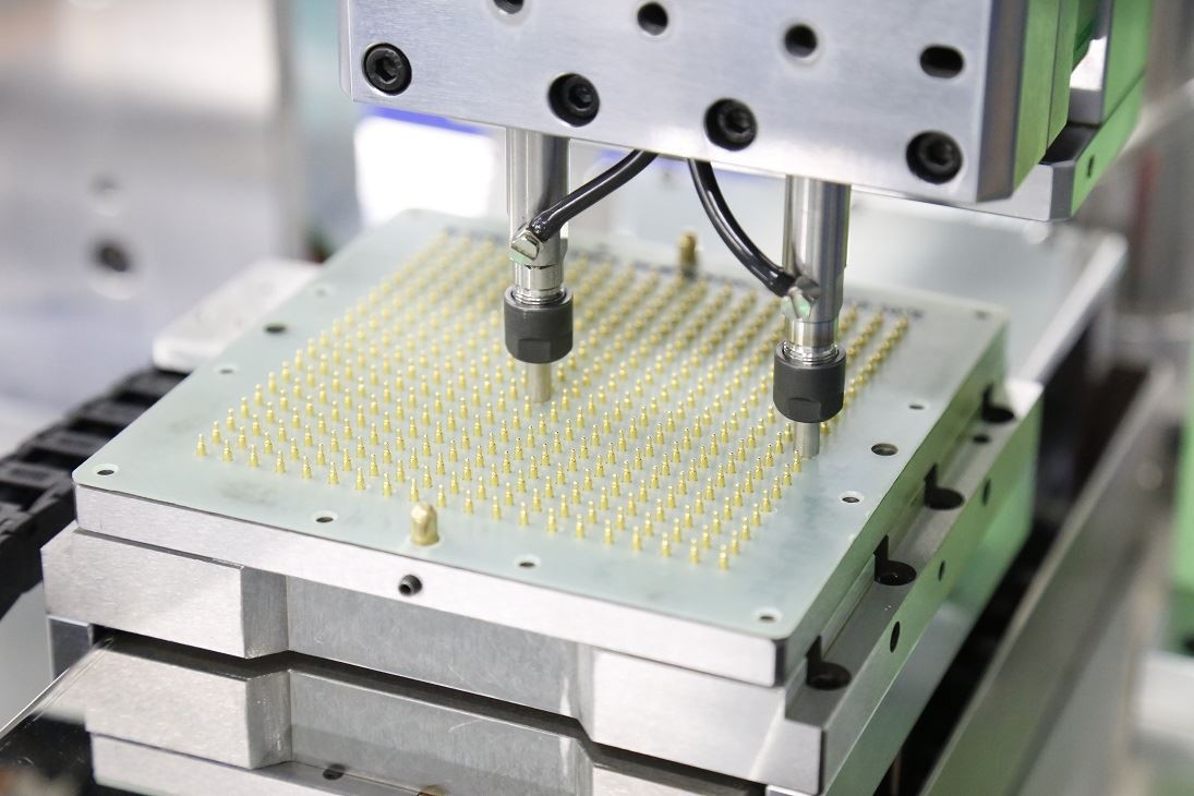 שבעה כיוונים של עיצוב מיני מחברים